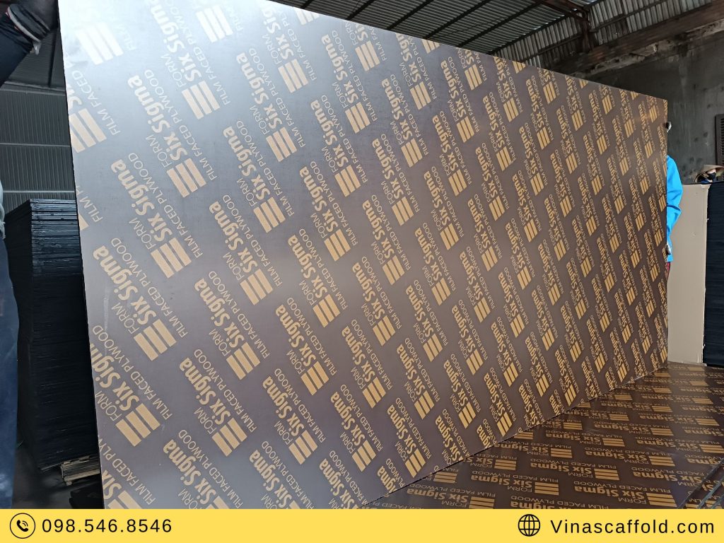 Ván ép phủ phim được bán tại Long Sơn Hải